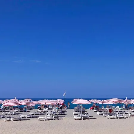 Beach Club 165g Apartment